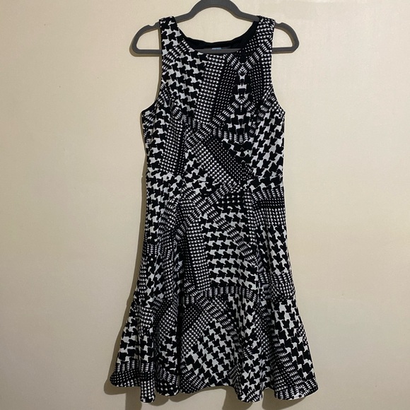 Eva Franco Houndstooth Print Sleeveless Ruffle Hem Dress Women Size 12 - Picture 2 of 11